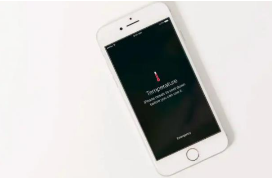 苹果 iPhone 手机发热怎么办？如何给iPhone快速降温？